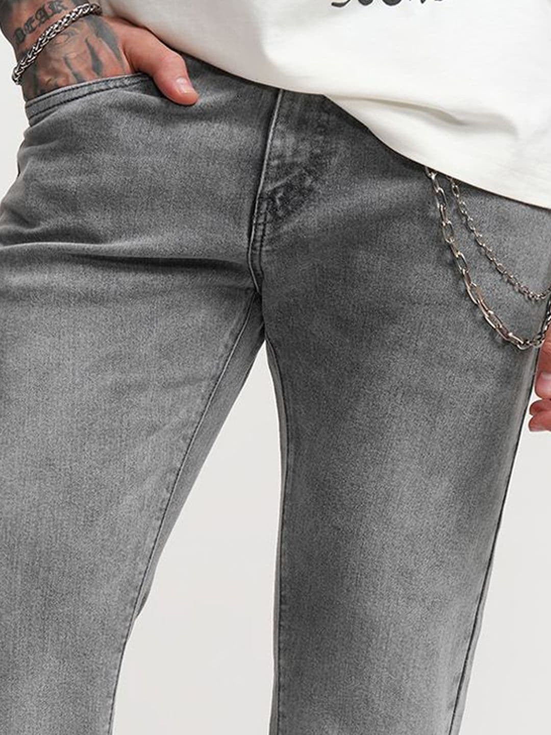 HIGHLANDER Men Straight Fit Mid-Rise Light Fade Stretchable Jeans thumbnail 2