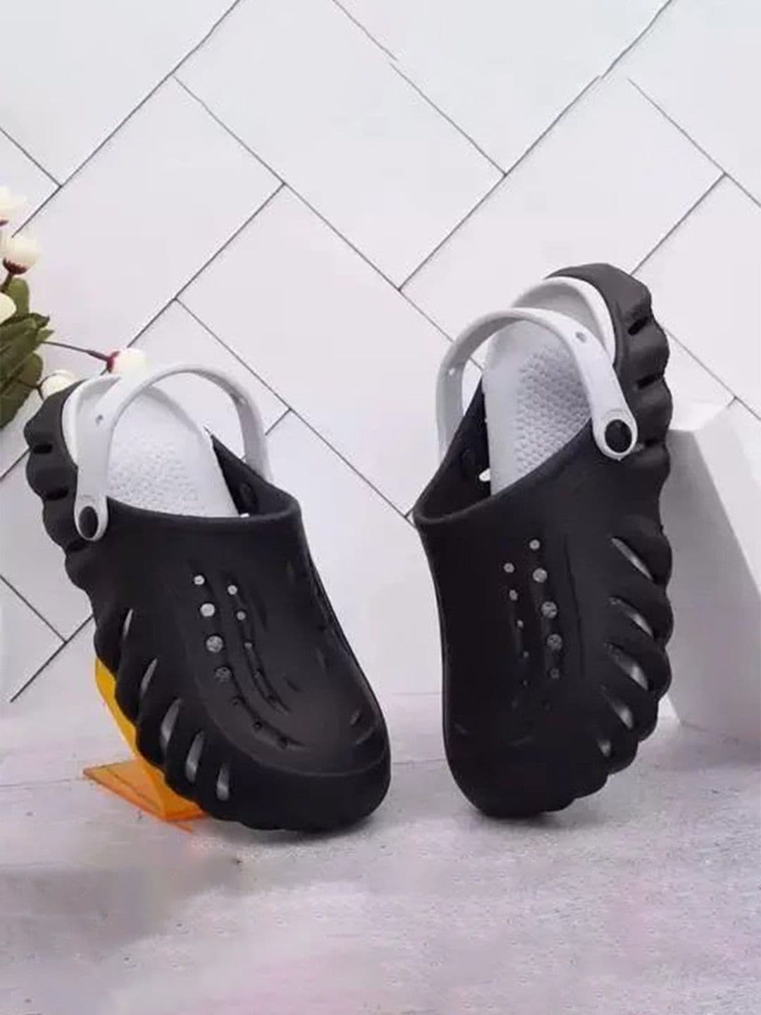 PENNEN Men Set Of 2 Clogs & Thong Flip-Flops - view 1