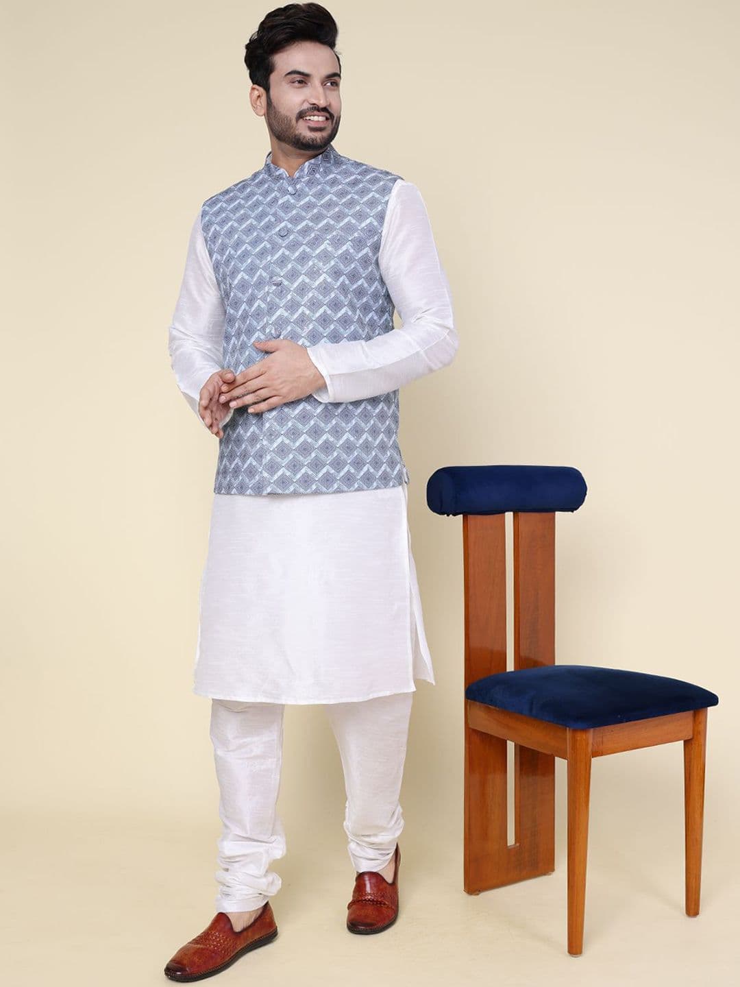 W & G Woven Design Mandarin Collar Nehru Jacket thumbnail 5