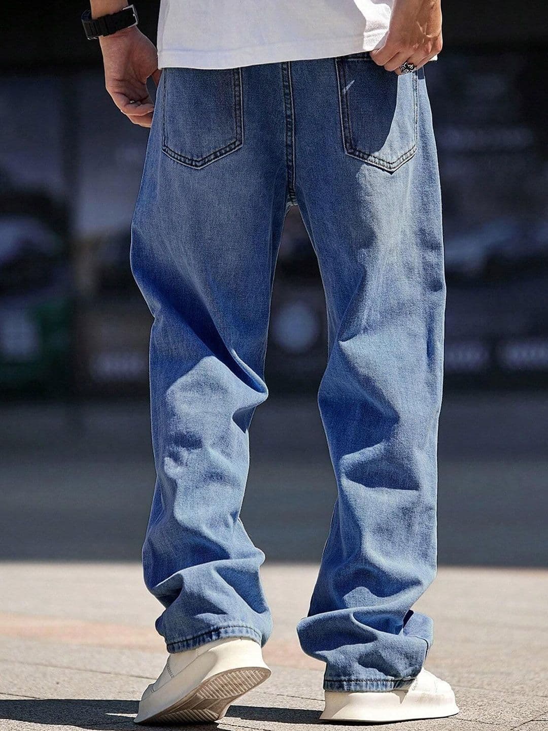 Kotty Men Regular Fit Low-Rise light Fade Stretchable Jeans thumbnail 2