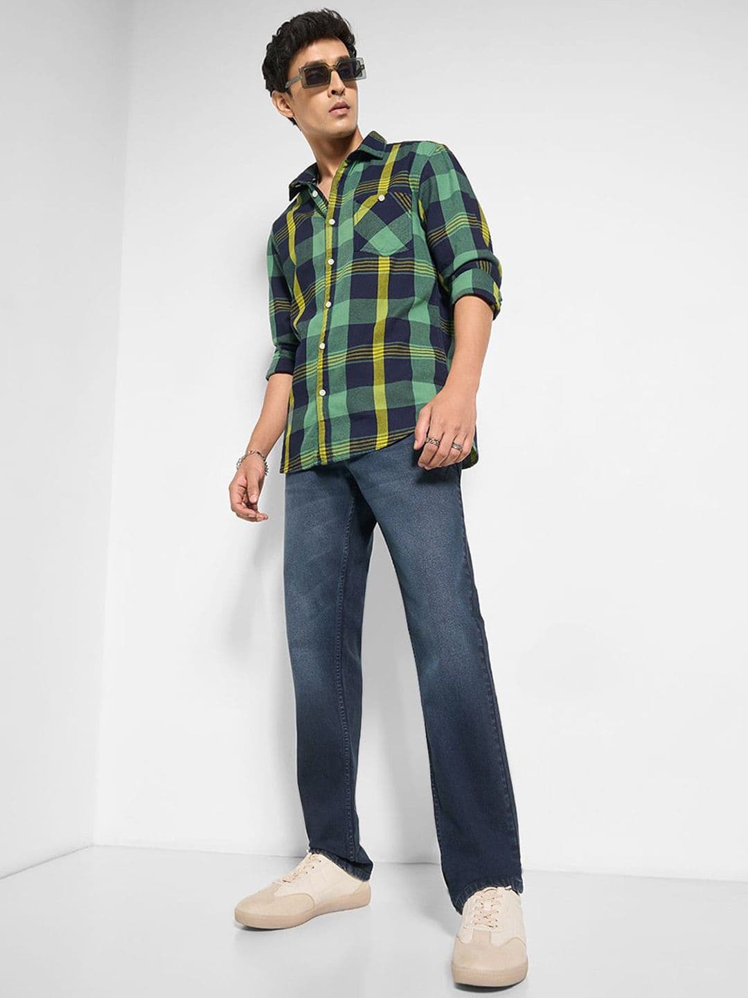 SF JEANS by Pantaloons Men Slim Fit Mid-Rise Light Fade Jeans thumbnail 5