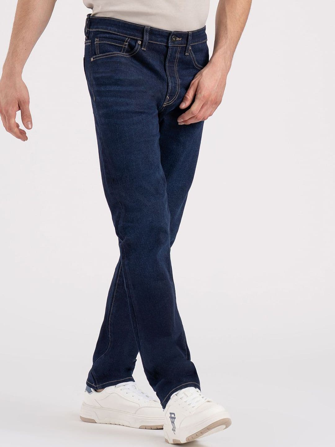 Red Tape Men Straight Fit Mid-Rise Light Fade Stretchable Jeans thumbnail 5