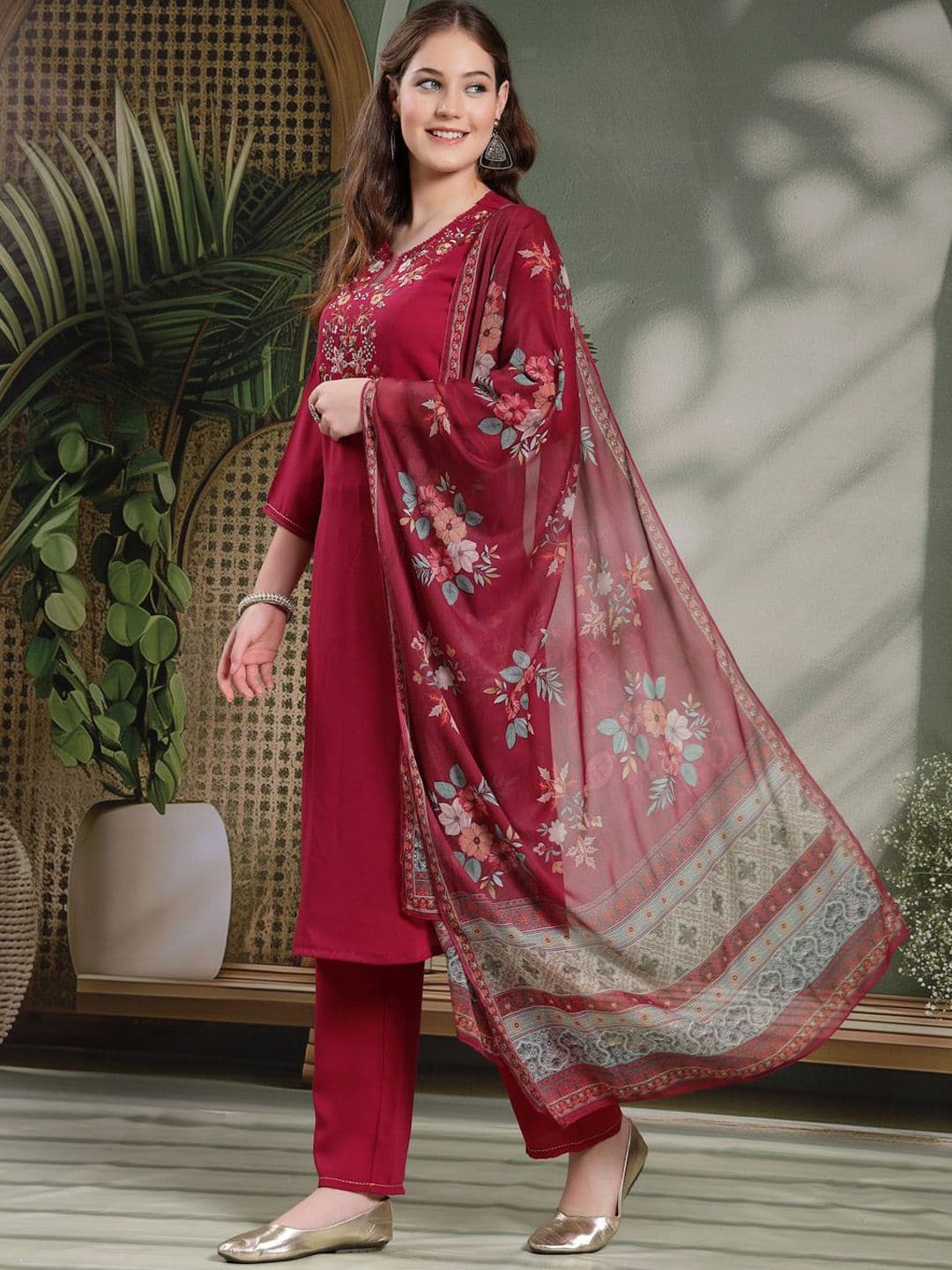 Nayam By Lakshita Solid Embroidered Straight Calf Length Silk Kurta Set with Dupatta for Women thumbnail 2