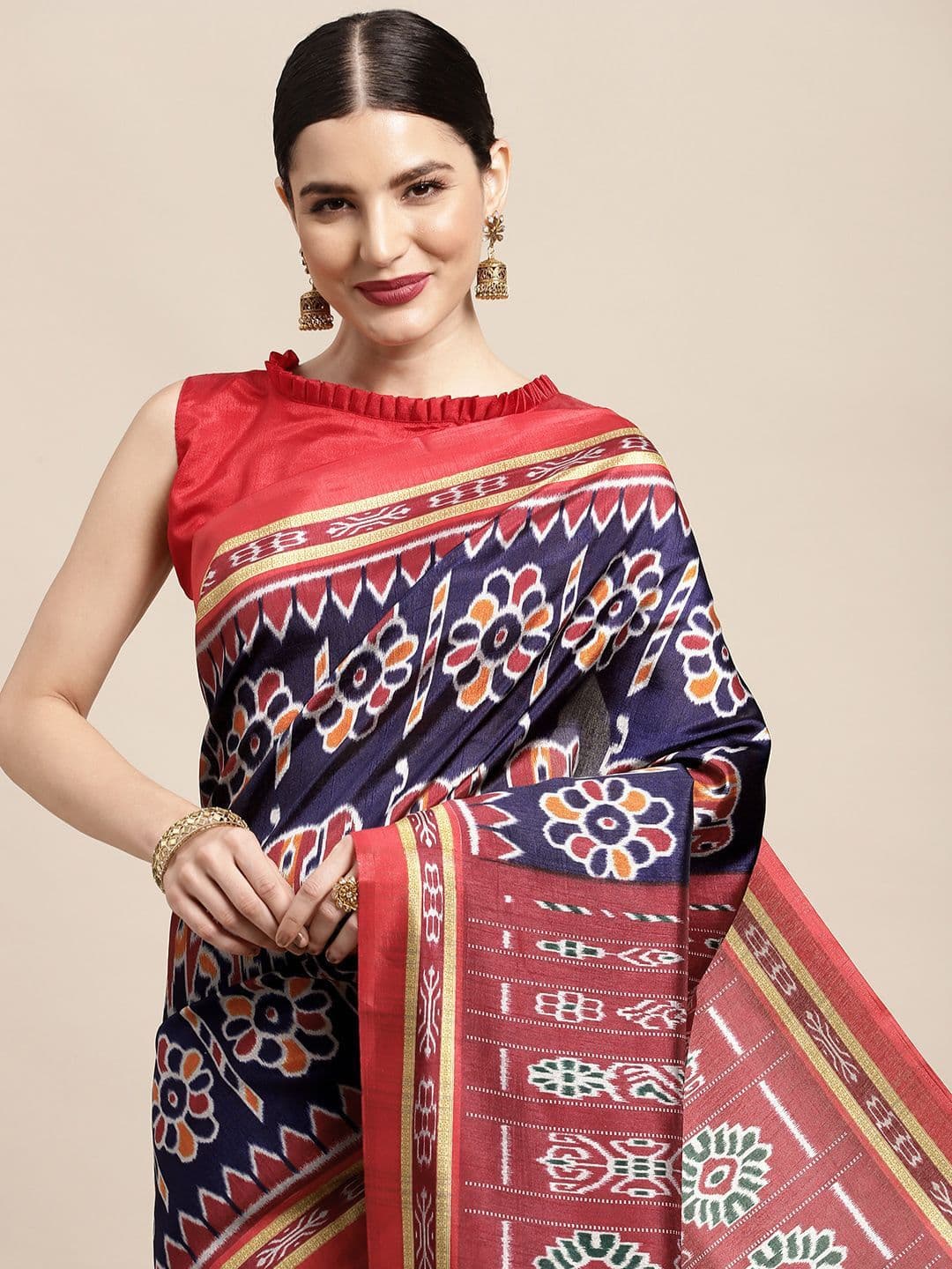 Anouk Rustic Floral Silk Blend Ikat Saree thumbnail 2