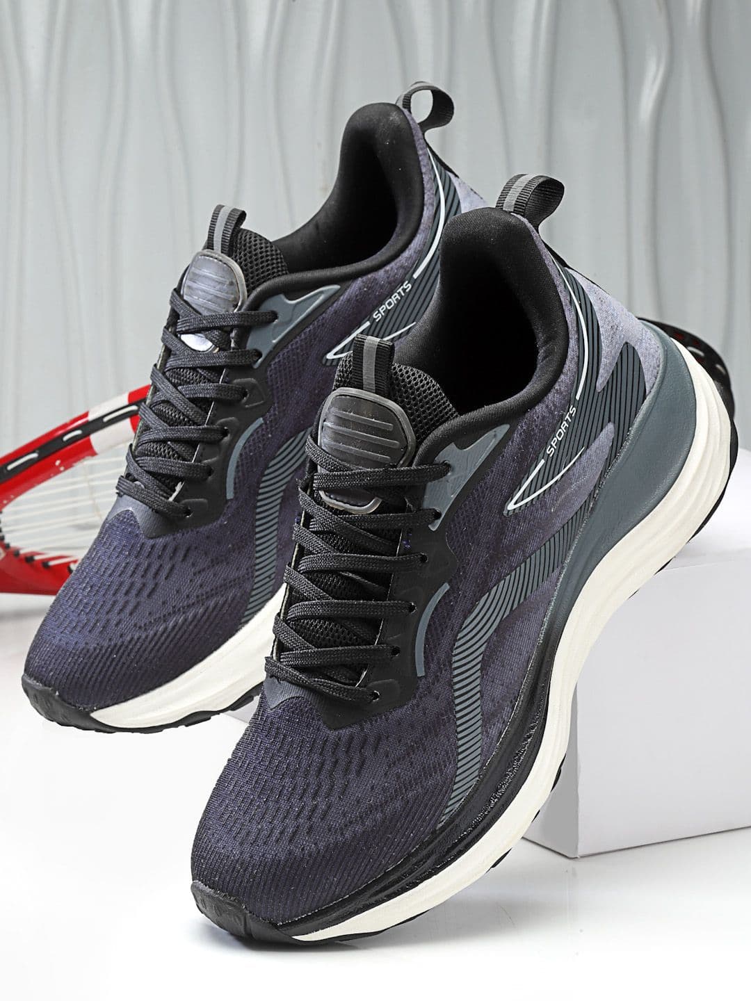 KANGAROOZ Men Mesh Running Non-Marking Shoes - view 1