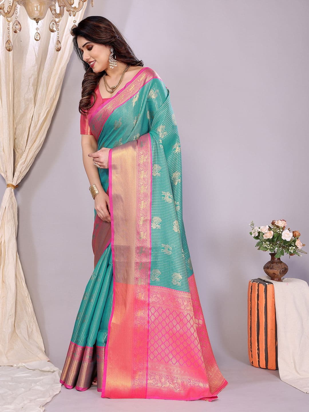 VILLAGIUS Floral Woven Design  Designer Kanjeevaram Saree thumbnail 7