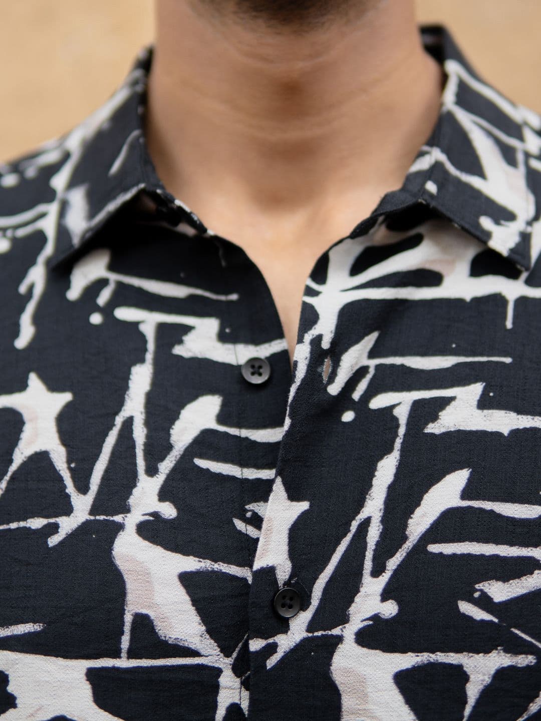 Powerlook Men Black Abstract Flowy Shirt thumbnail 4