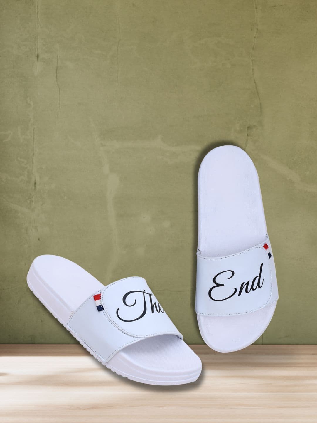 PERY PAO Stylish Typography Printed Sliders - view 1