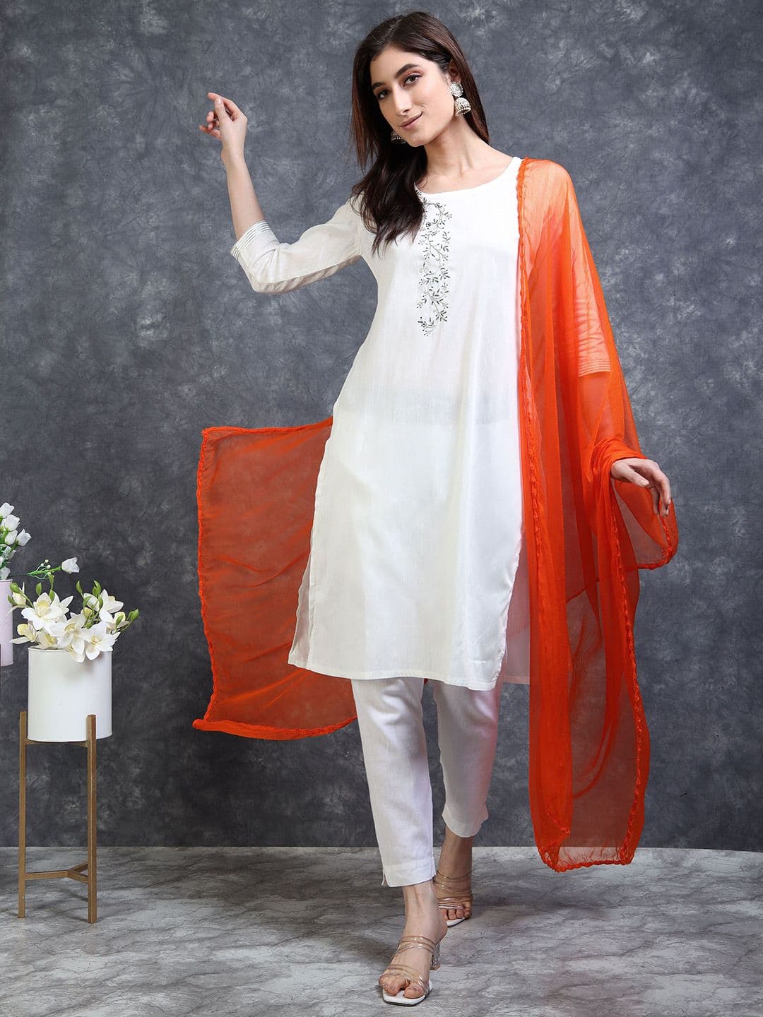 MIRAAN Taping Border Chiffon Dupatta thumbnail 2