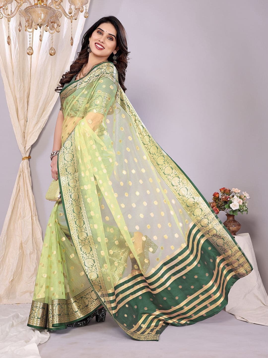 VILLAGIUS Ethnic Motifs Woven Design Organza Banarasi Saree thumbnail 2