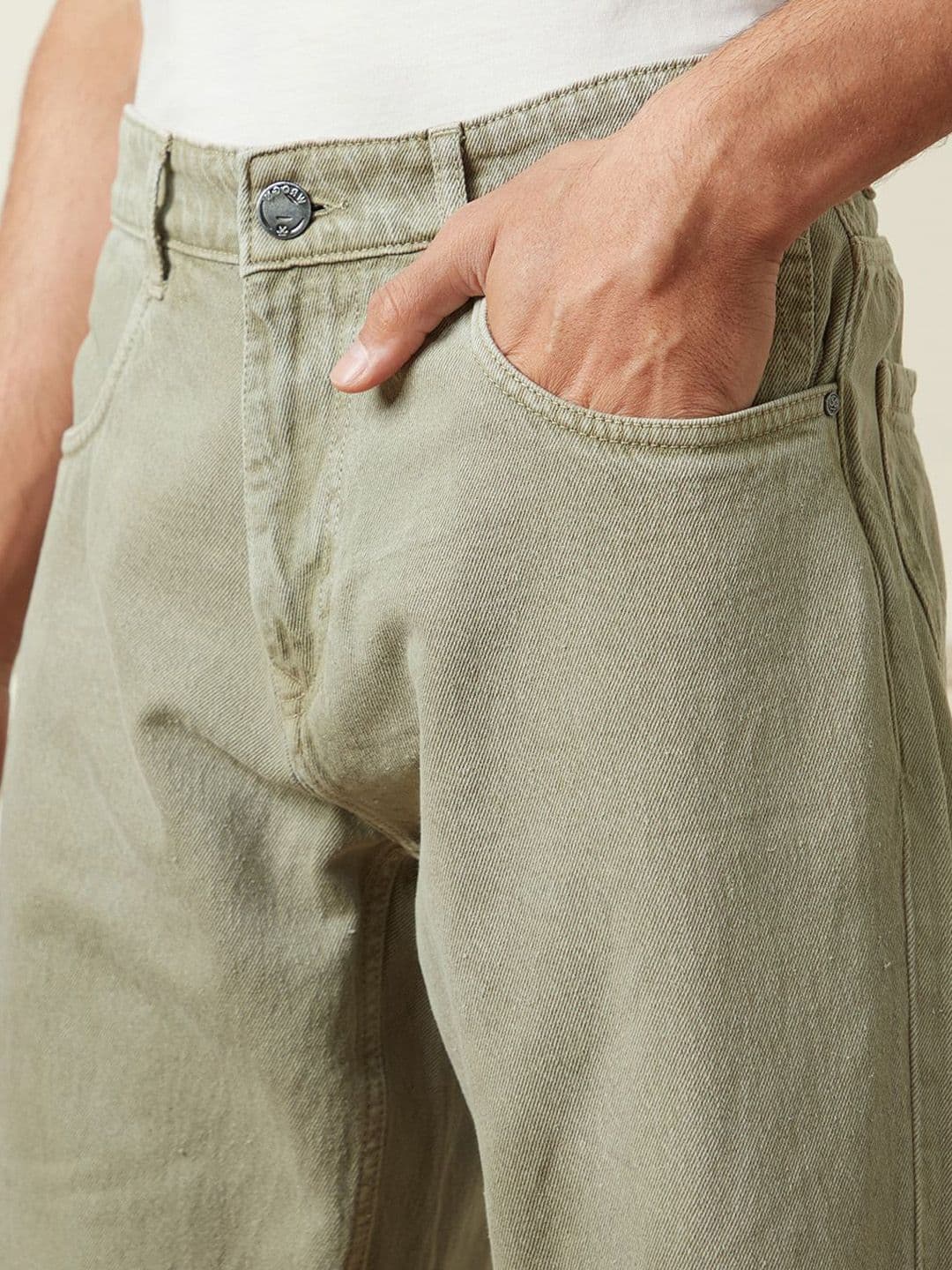 WROGN Men Comfort Relaxed Fit Mid-Rise Jeans thumbnail 5