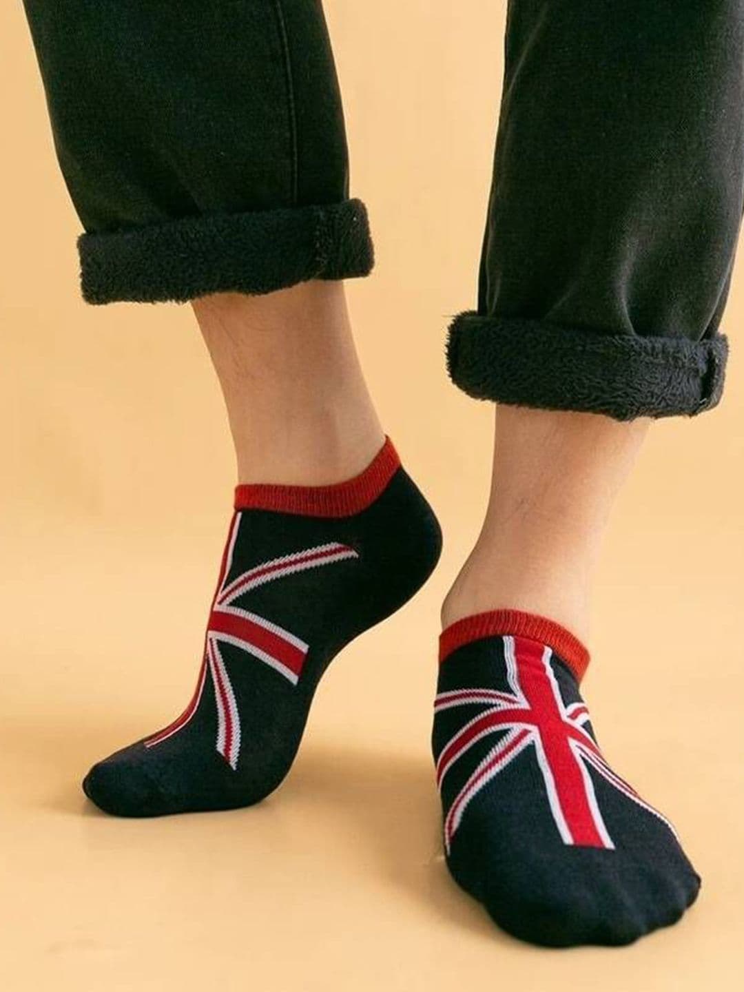 MJE Men Pack Of 5 Flag Patterned Ankle Length Socks thumbnail 5