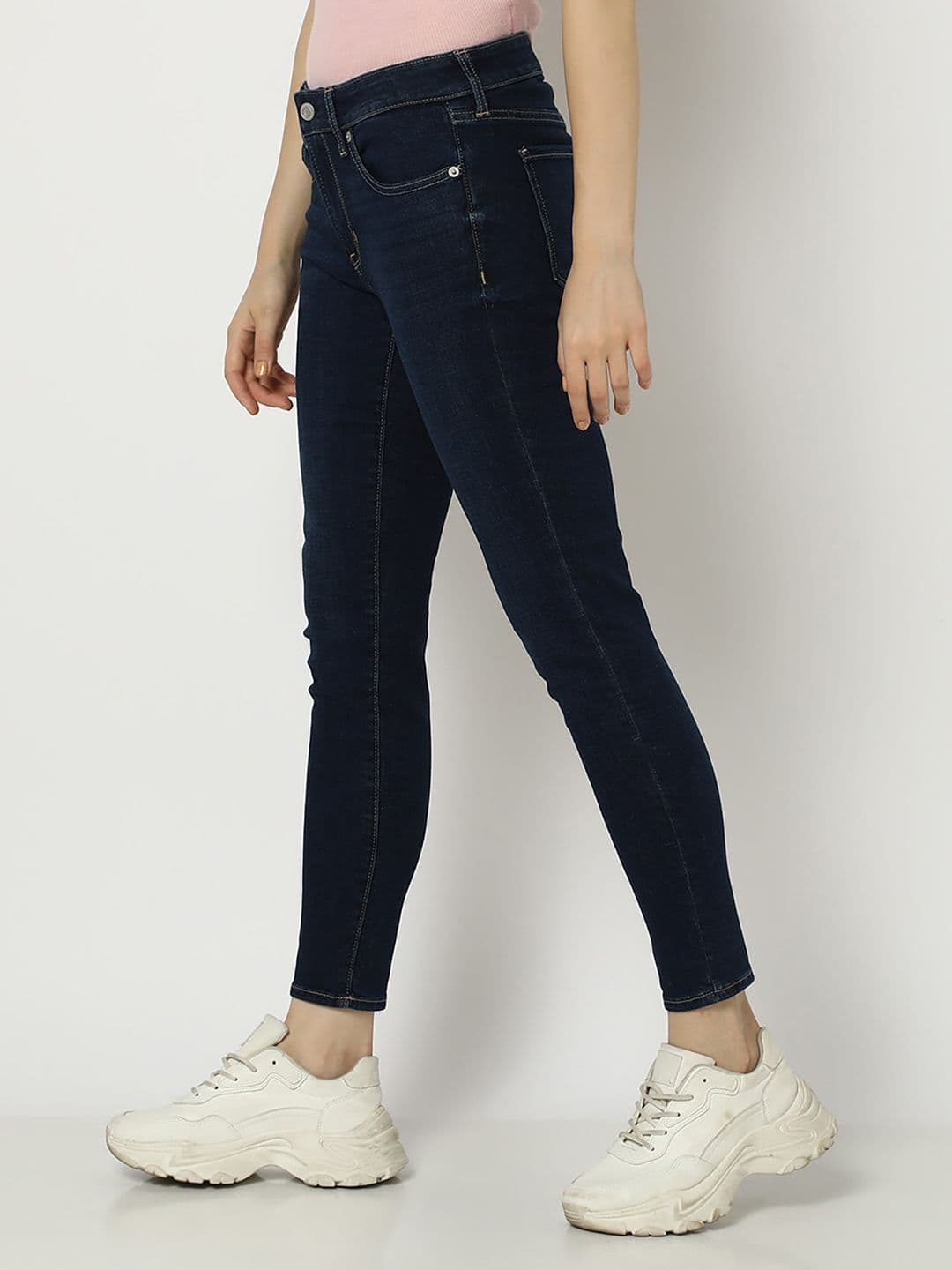 GAP Women Mid-Rise Pure Cotton Regular Fit Jeans thumbnail 5
