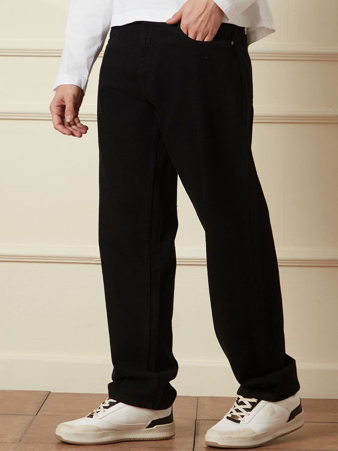 WROGN Men Pure Cotton Relaxed Fit Mid-Rise Jeans thumbnail 2