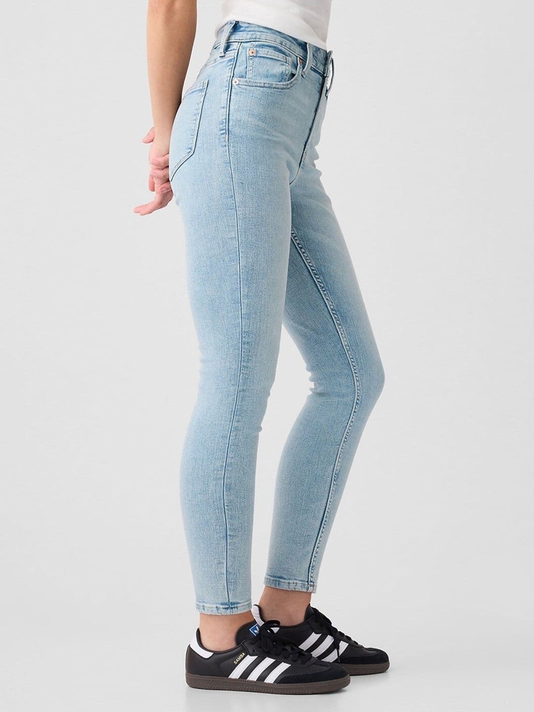 GAP Women High-Rise Stretchable Cropped Skinny Fit Jeans thumbnail 3