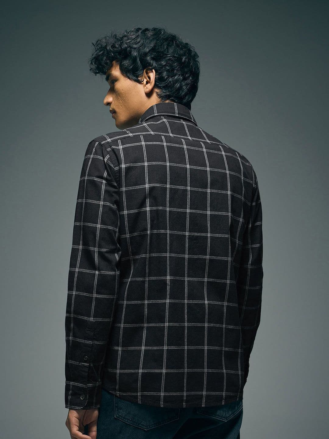 Flying Machine Men Slim Fit Checked Casual Shirt thumbnail 4