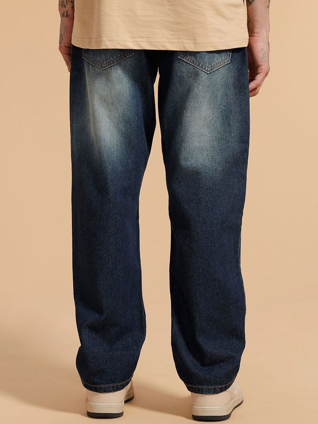 WROGN Men Comfort Baggy Fit Mid-Rise Heavy Fade Jeans thumbnail 4