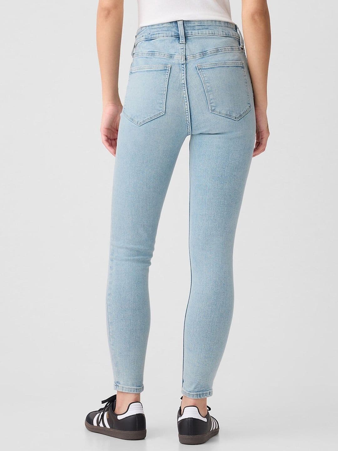 GAP Women High-Rise Stretchable Cropped Skinny Fit Jeans thumbnail 4