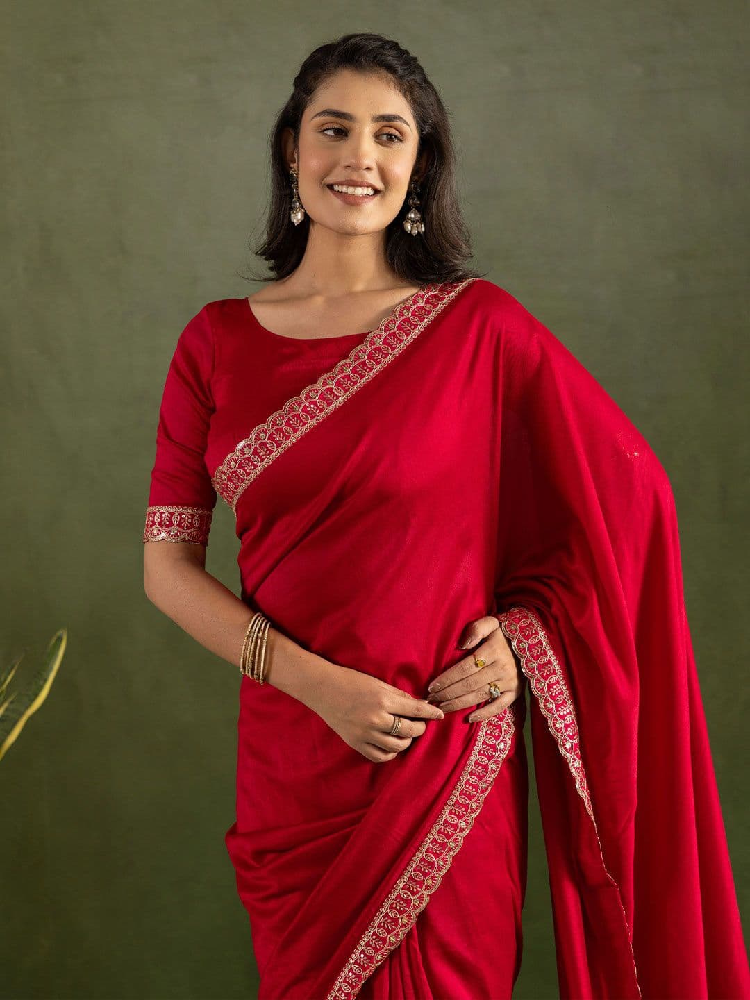 KAYOMMI Sequinned Pure Chiffon Ready to Wear Saree thumbnail 3