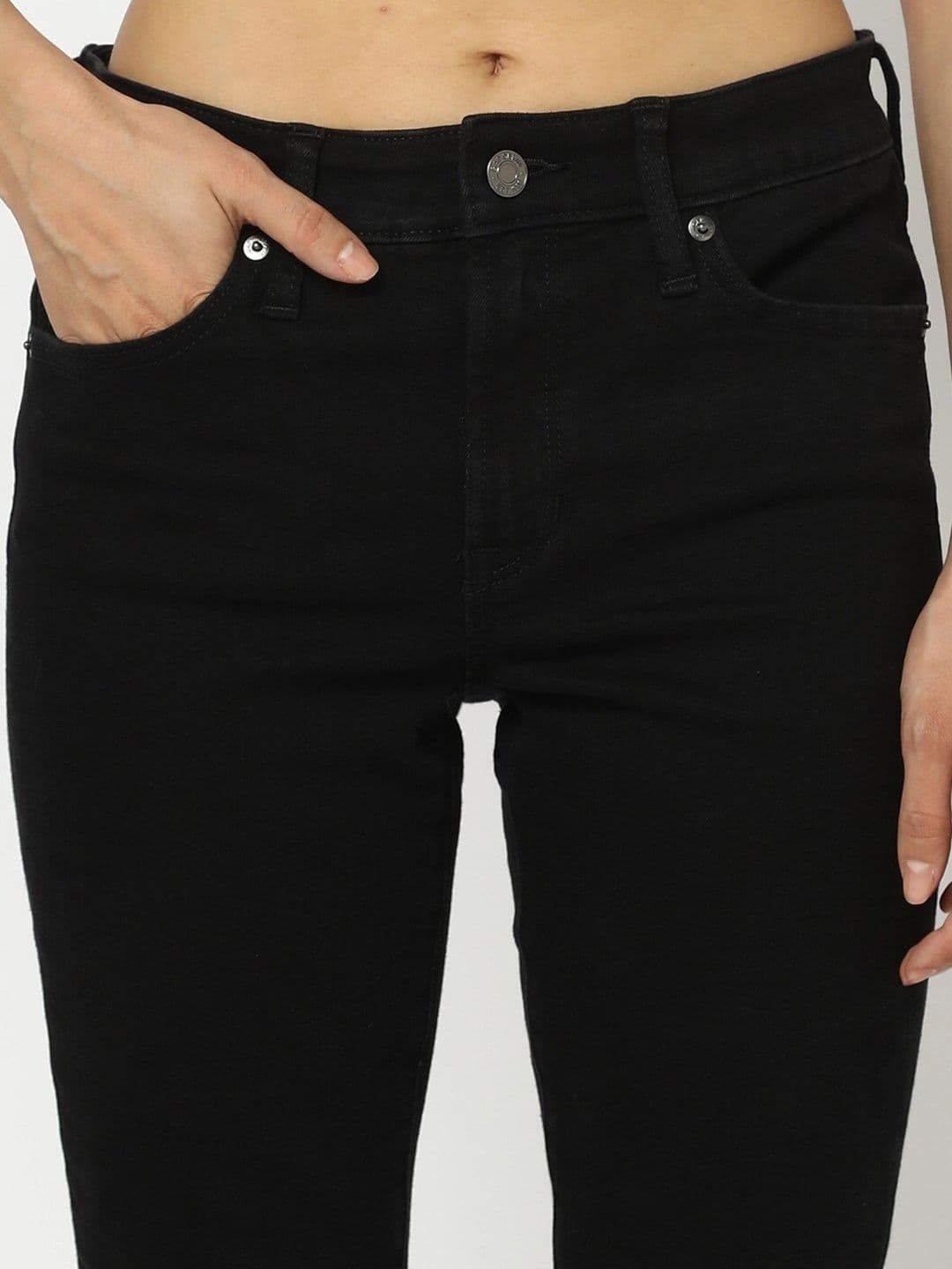 GAP Women Super Skinny Fit Stretchable Jeans thumbnail 2