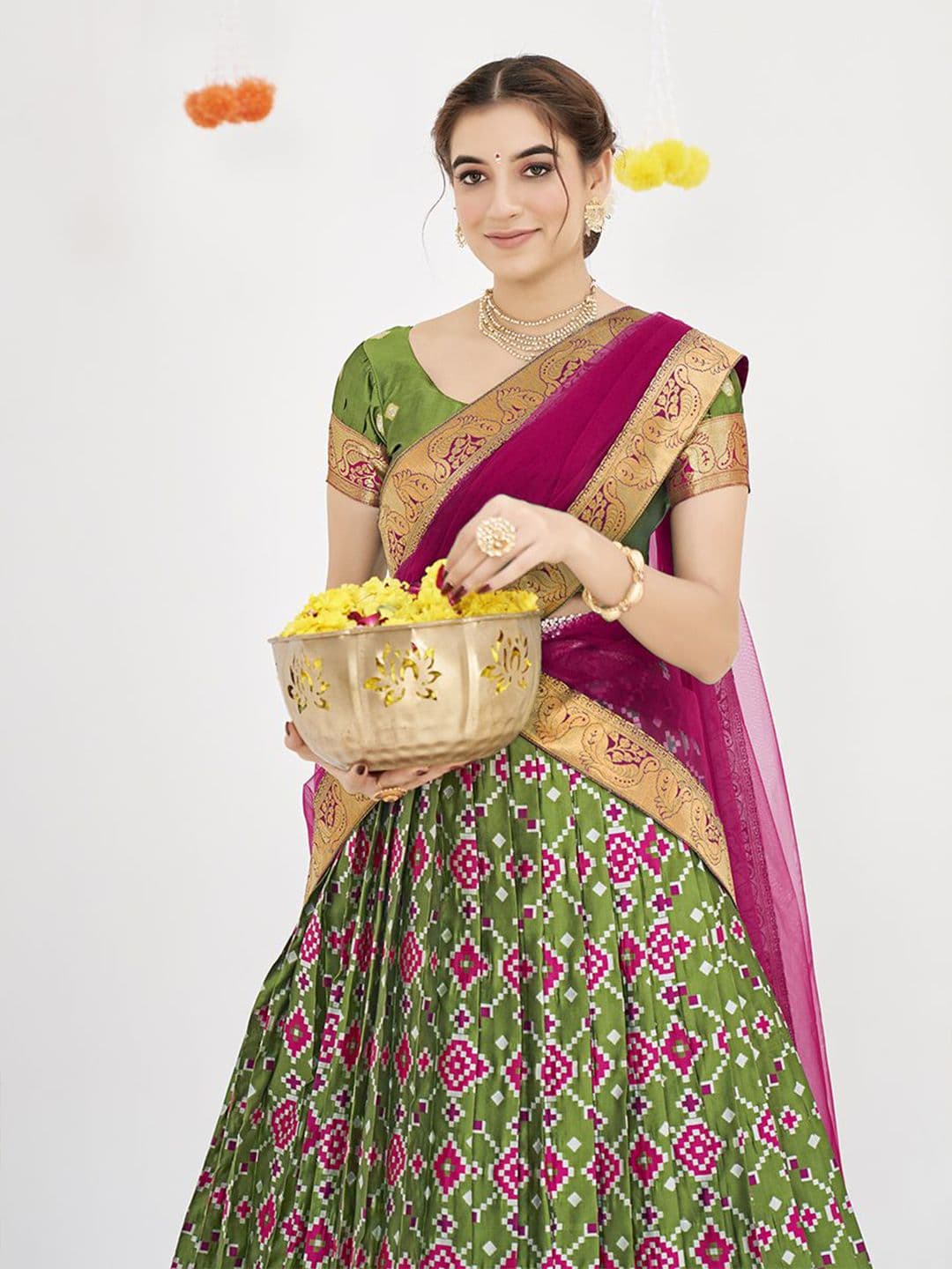 SHOPGARB Women Printed Semi-Stitched Lehenga & Unstitched Blouse With Dupatta thumbnail 2