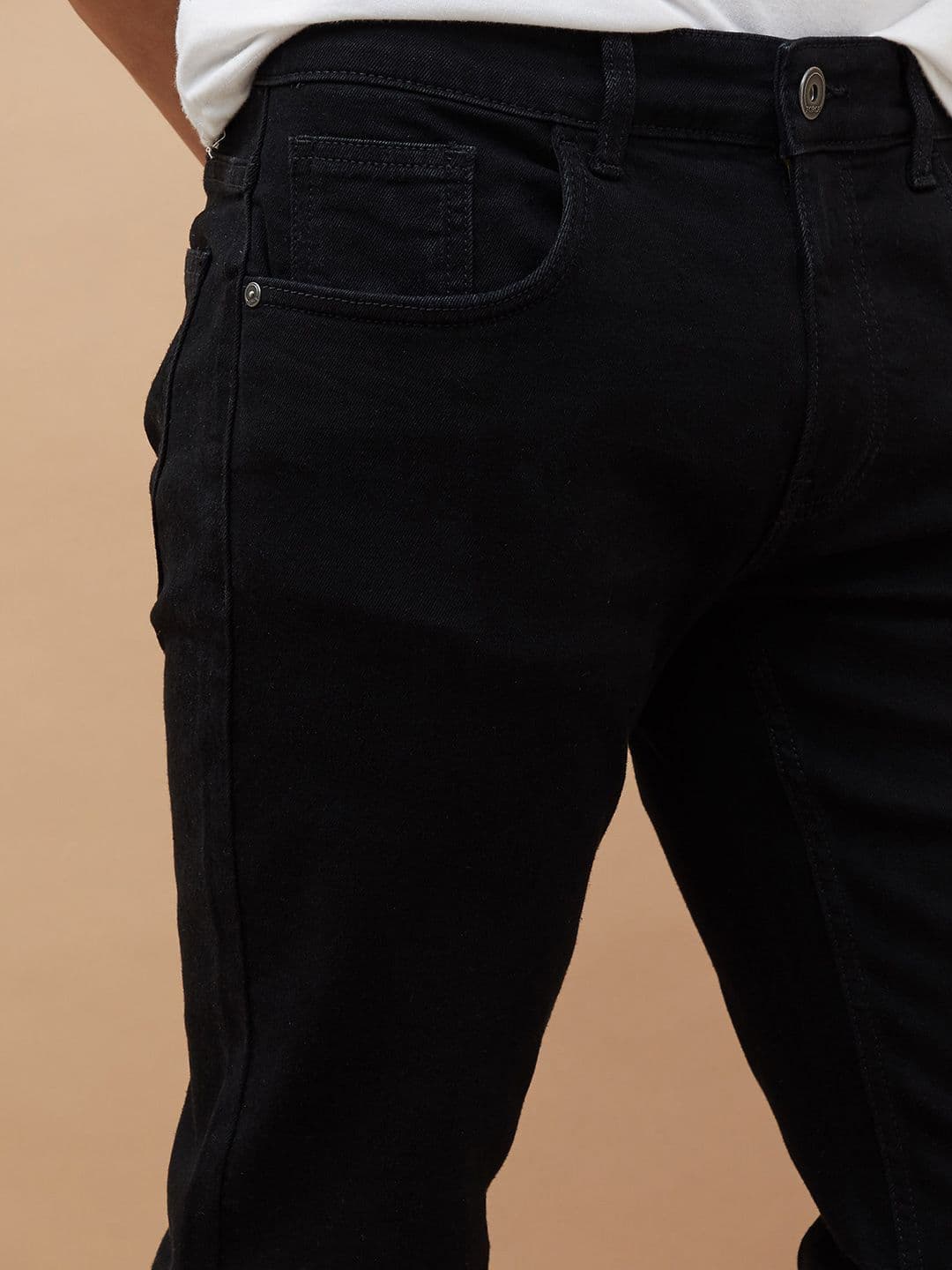 Forca Men Tapered Fit Mid-Rise Jeans thumbnail 2