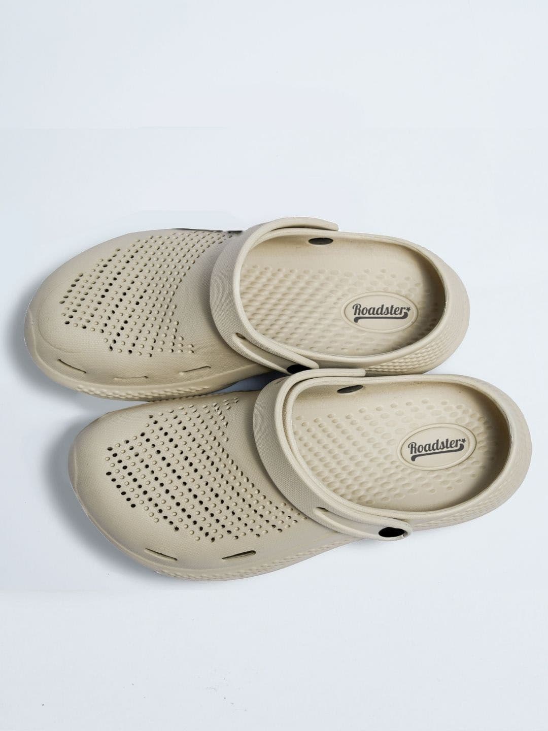 The Roadster Lifestyle Co Men Self Design Clogs thumbnail 2
