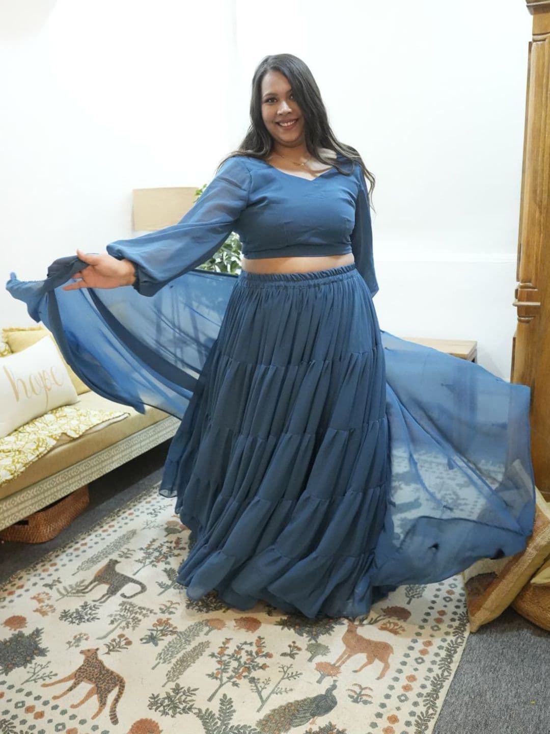 Swadeshi Shringaar Ready to Wear Lehenga & Blouse With Dupatta thumbnail 5