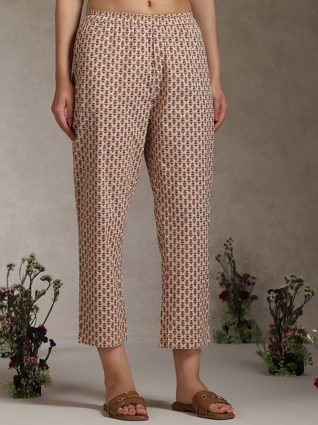 Khushal K Floral Printed Cotton V-Neck Tunic With Trouser Co-Ords thumbnail 3