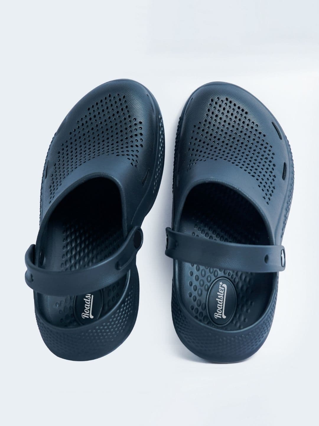 The Roadster Lifestyle Co Men Self Design Clogs - view 1