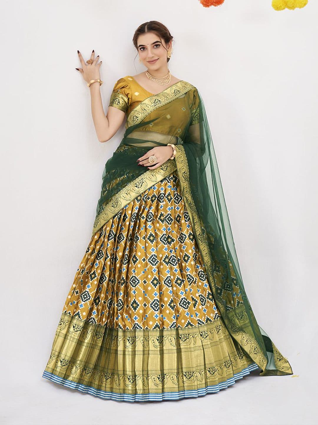 SHOPGARB Women Semi-Stitched Lehenga & Unstitched Blouse With Dupatta thumbnail 4