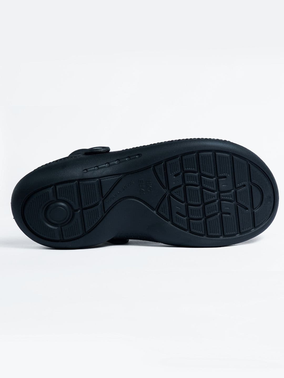 The Roadster Lifestyle Co Men Self Design Clogs thumbnail 4