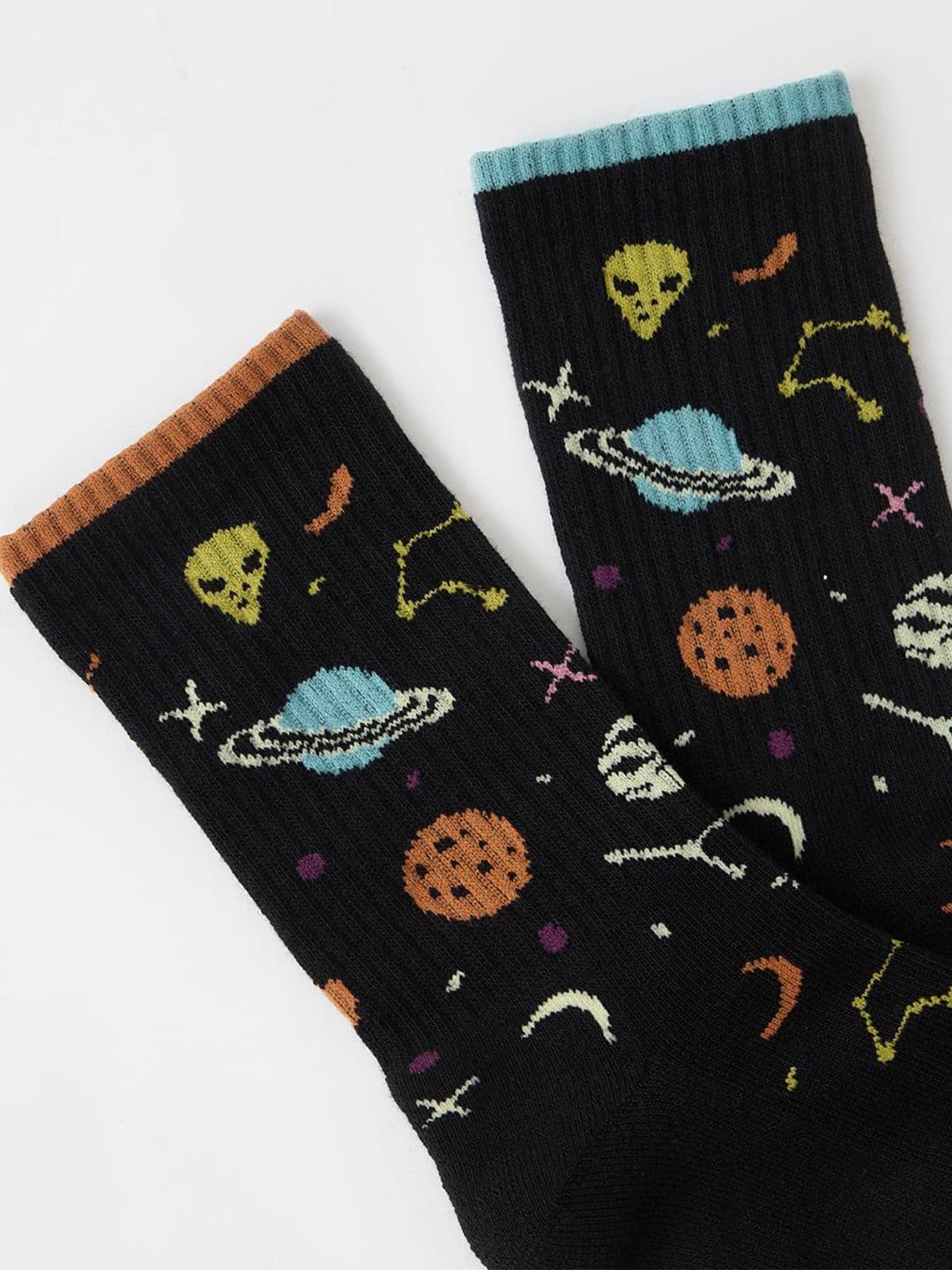 The Souled Store Men Above Ankle Length Souled Socks: Trippy Space thumbnail 2