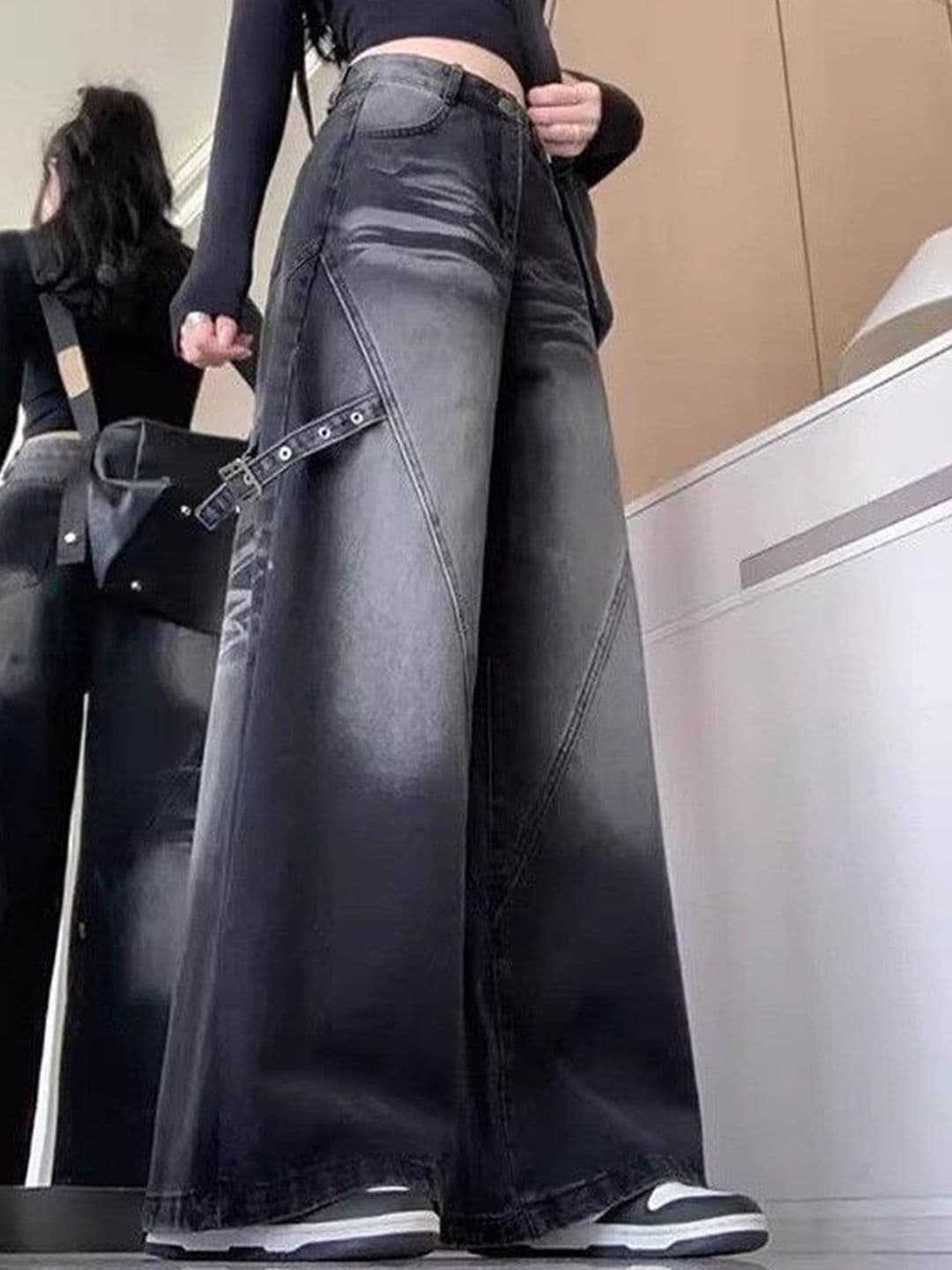StyleCast x Revolte Women Baggy Fit Mid-Rise Light Fade Jeans thumbnail 4