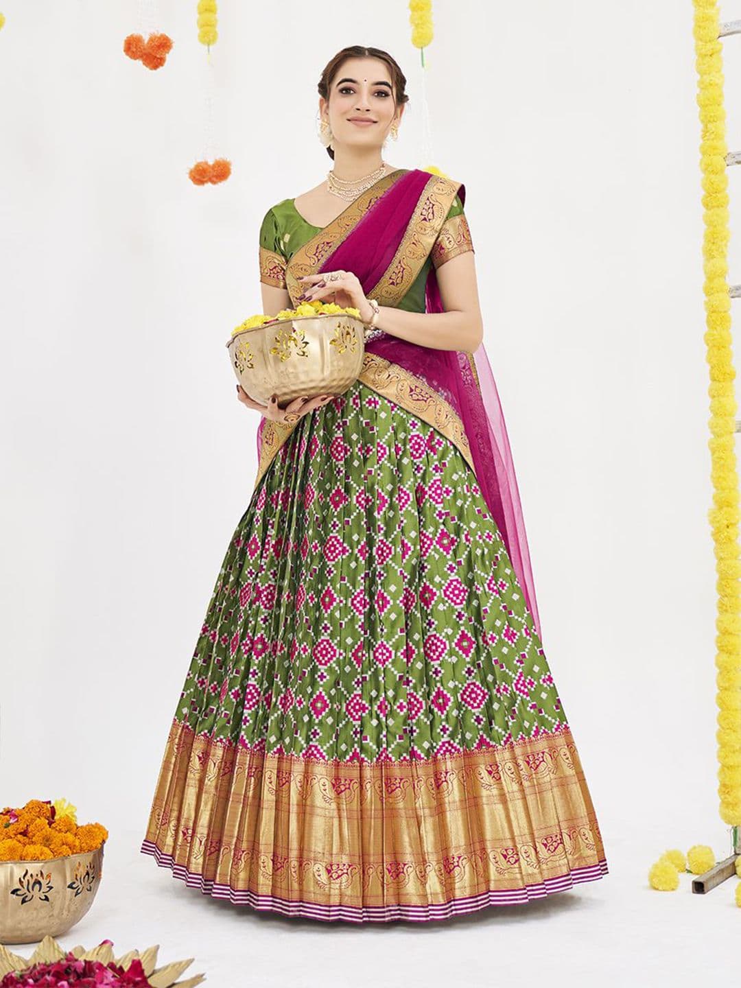 SHOPGARB Women Printed Semi-Stitched Lehenga & Unstitched Blouse With Dupatta thumbnail 6