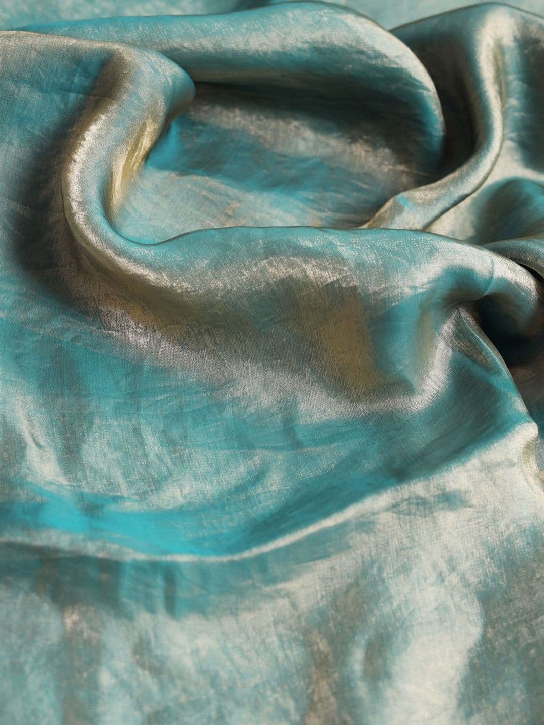 Anneca Shimmer Satin Saree With Blouse Piece thumbnail 5
