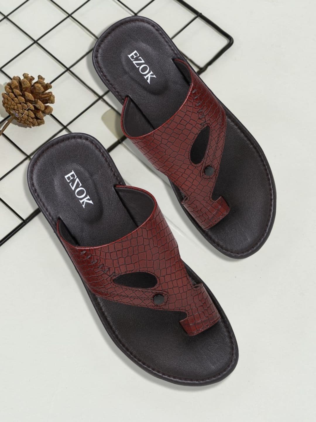 EZOK Men Leather Comfort Sandals - view 1