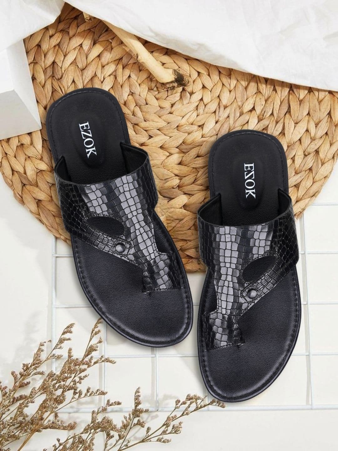 EZOK Men Leather Comfort Sandals - view 1