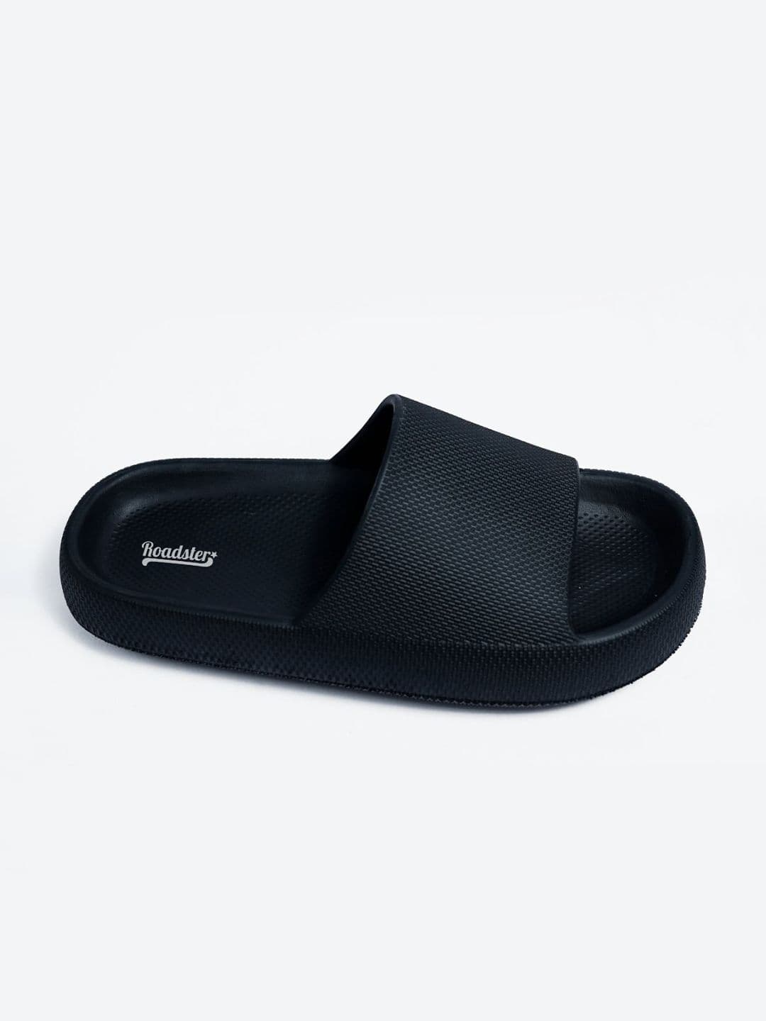 The Roadster Lifestyle Co Men Textured Sliders thumbnail 5