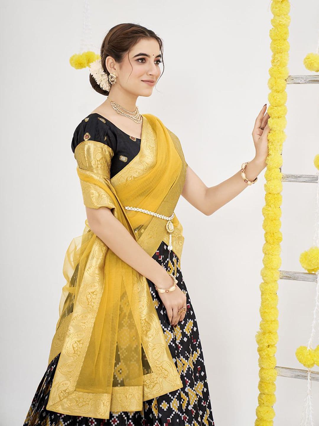 SHOPGARB Women Woven Design Semi-Stitched Lehenga & Unstitched Blouse With Dupatta thumbnail 2