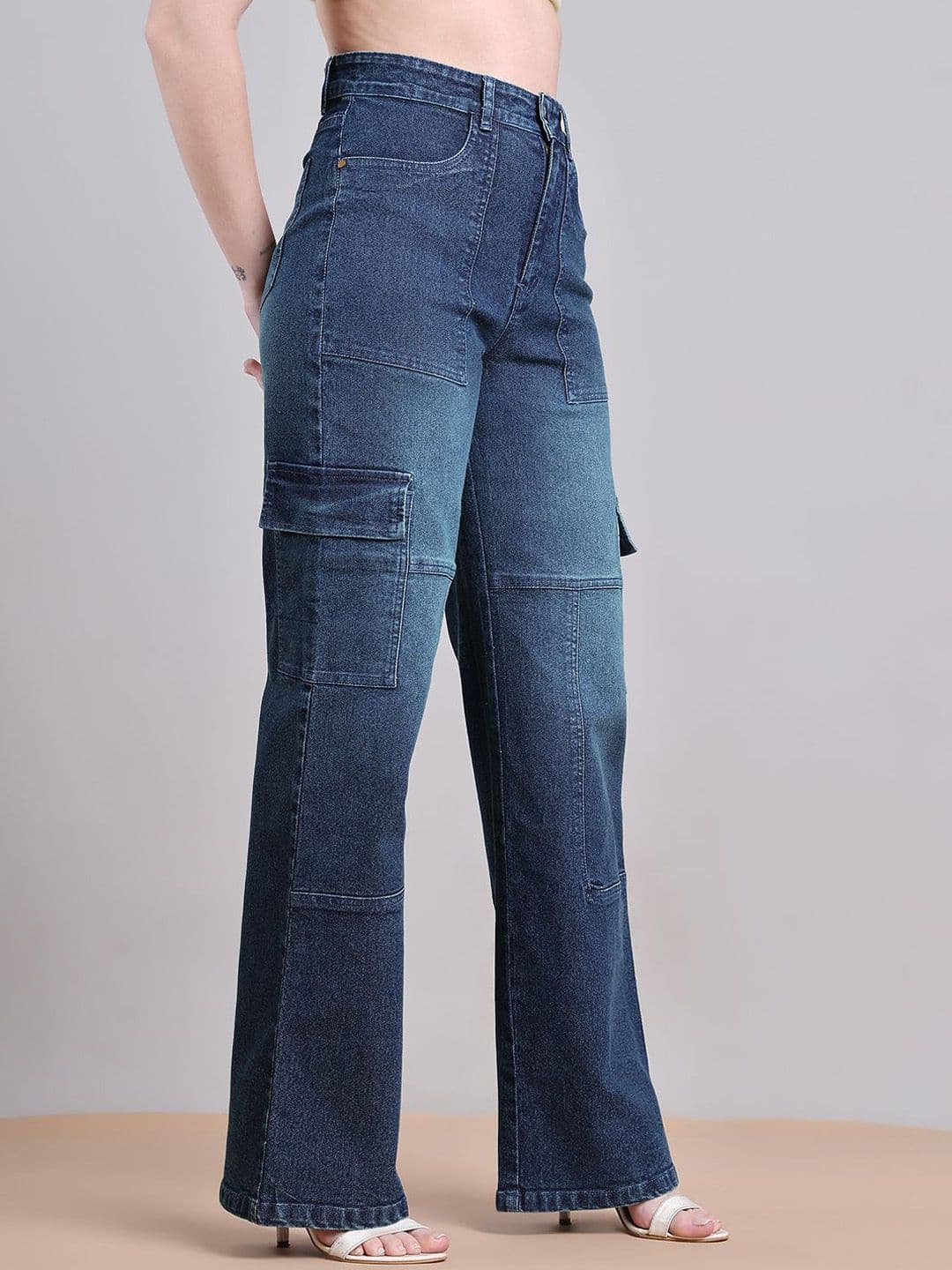 PUELLA Women Straight Fit High-Rise Light Fade Stretchable Cargo Styles Jeans thumbnail 4