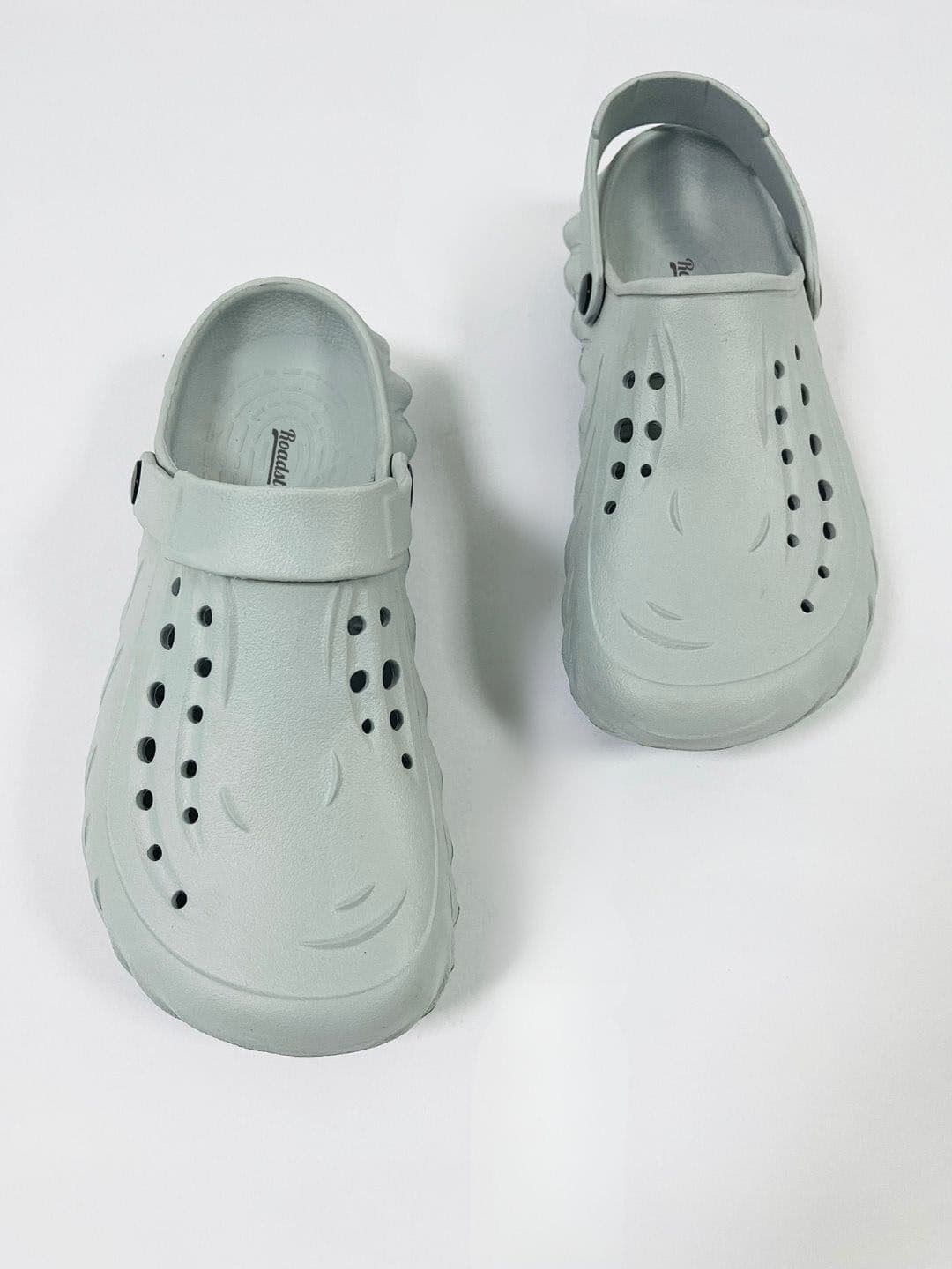 The Roadster Lifestyle Co. Men Self Design Clogs thumbnail 3