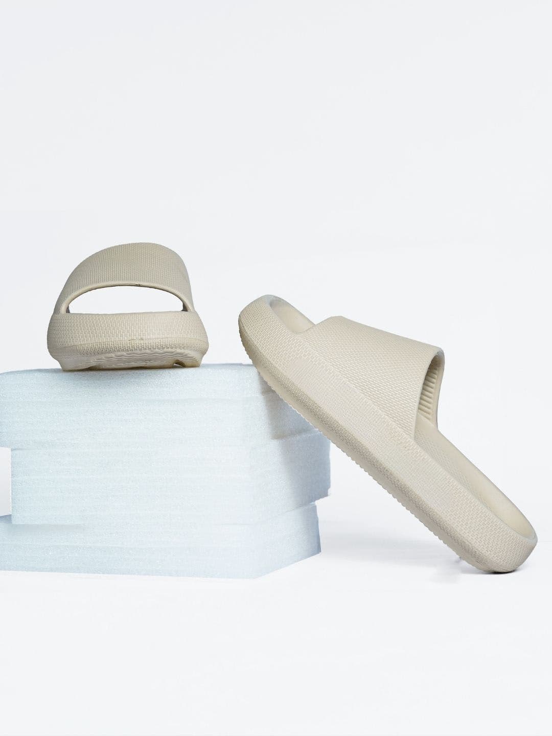 The Roadster Lifestyle Co Men Textured Sliders - view 1