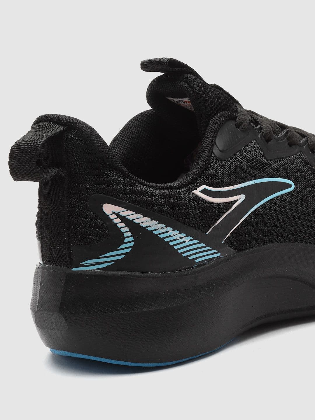 Action Women Mesh Running Non-Marking Shoes thumbnail 4