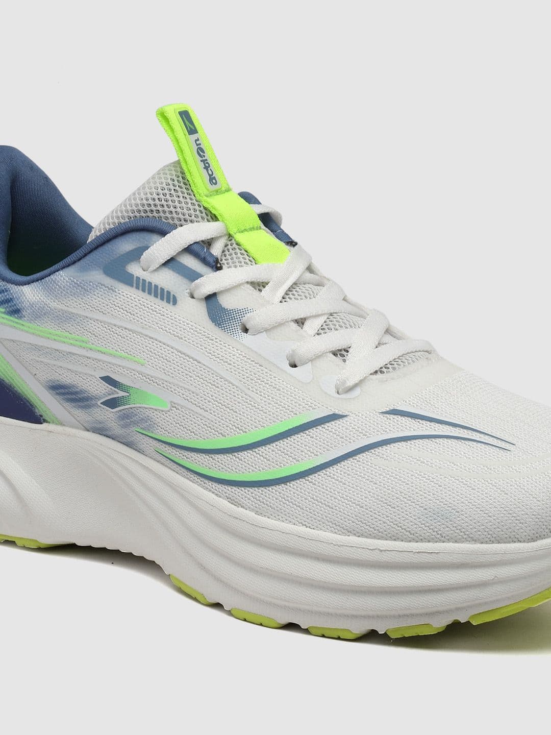Action Men Mesh Running Non-Marking Shoes thumbnail 4