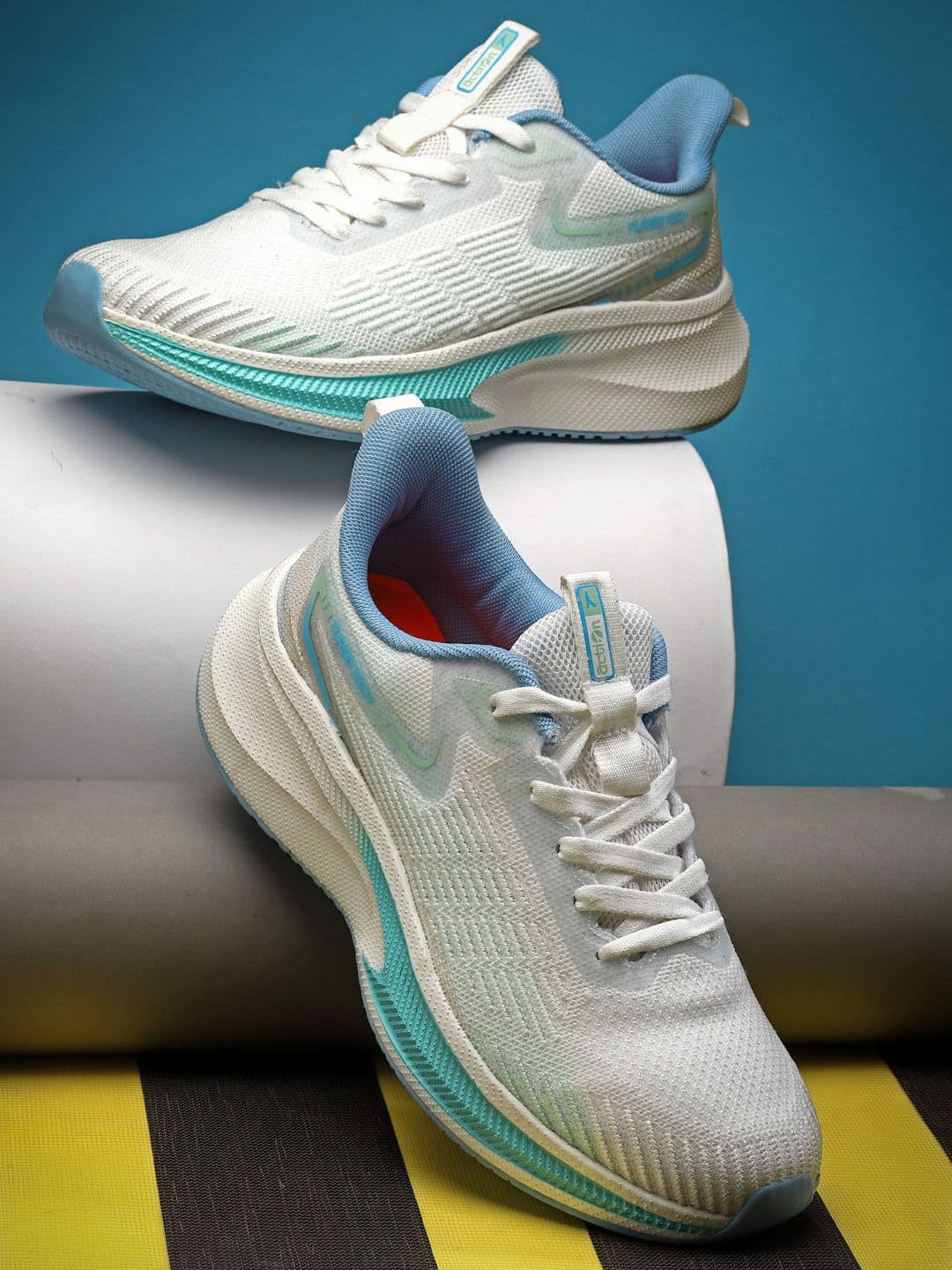 Action Men Mesh Running Non-Marking Shoes - view 1