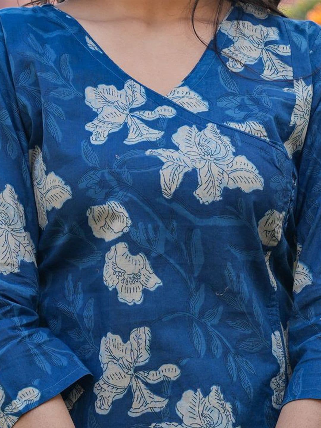 KALINI Floral Printed Angrakha Pure Cotton Straight Kurta thumbnail 5