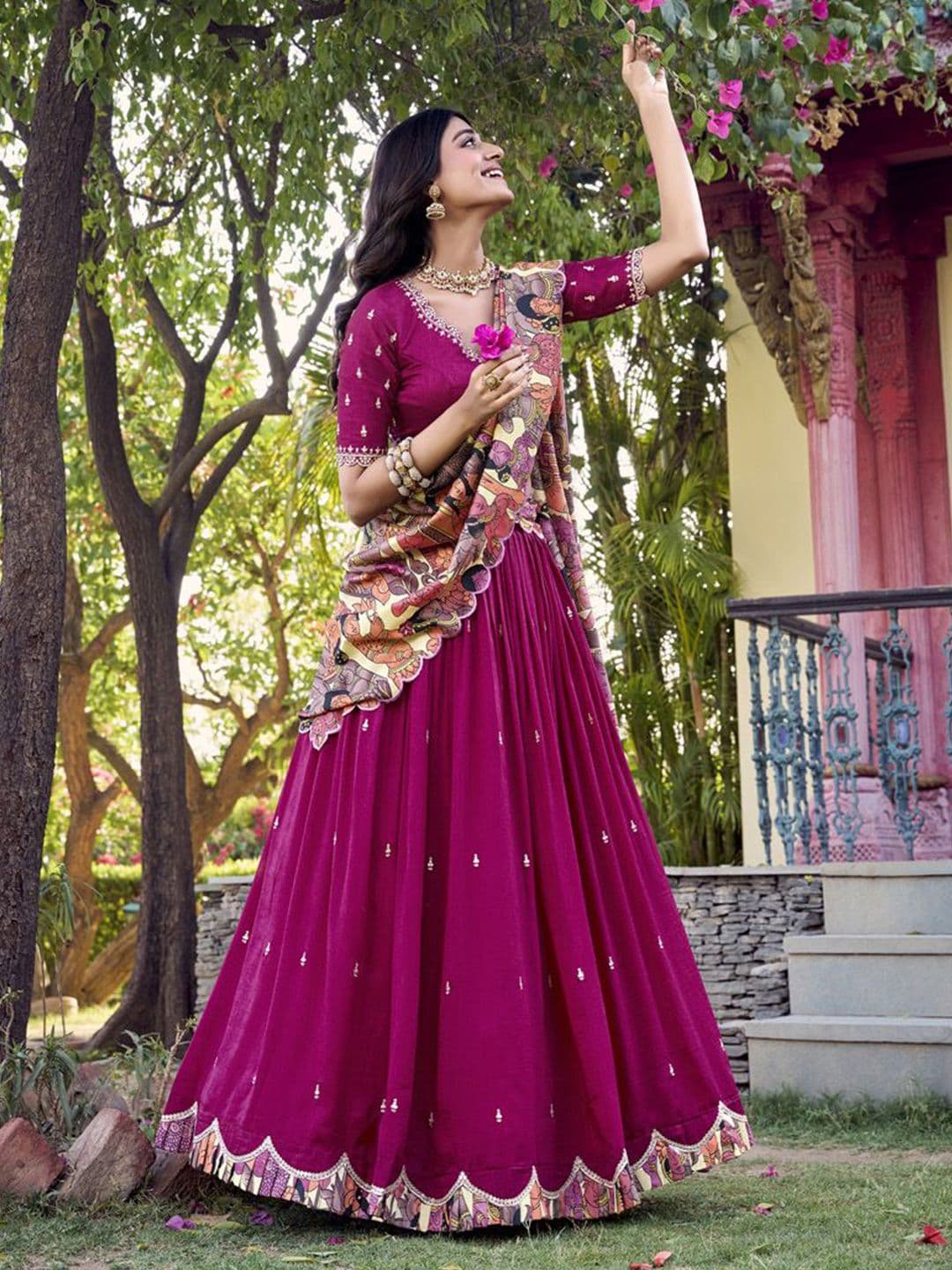 LOOKNBOOK ART Printed Ready to Wear Lehenga & Unstitched Blouse With Dupatta thumbnail 6