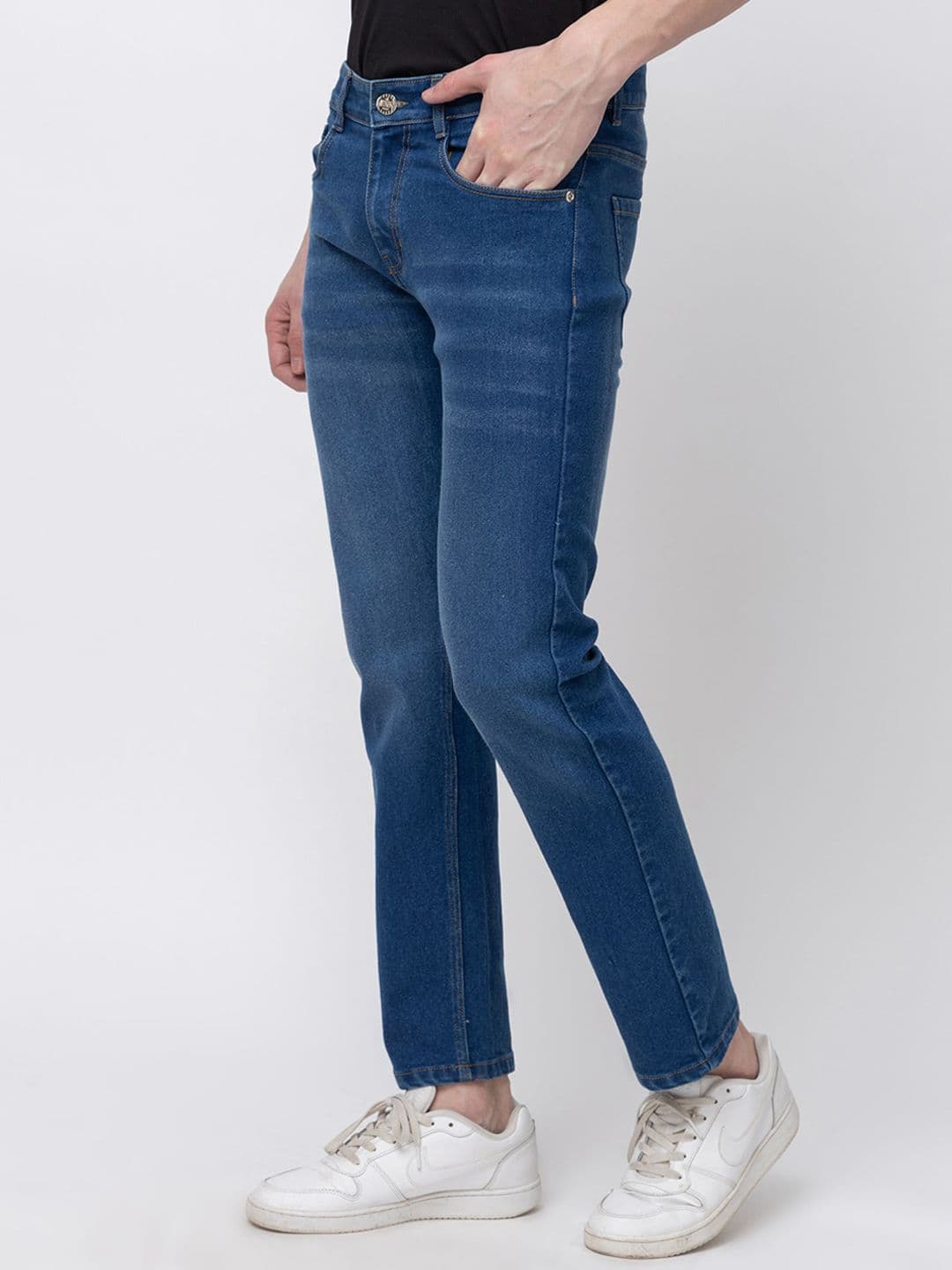 7OUNCE Men Slim Fit Mid-Rise Light Fade Stretchable CottonJeans thumbnail 3