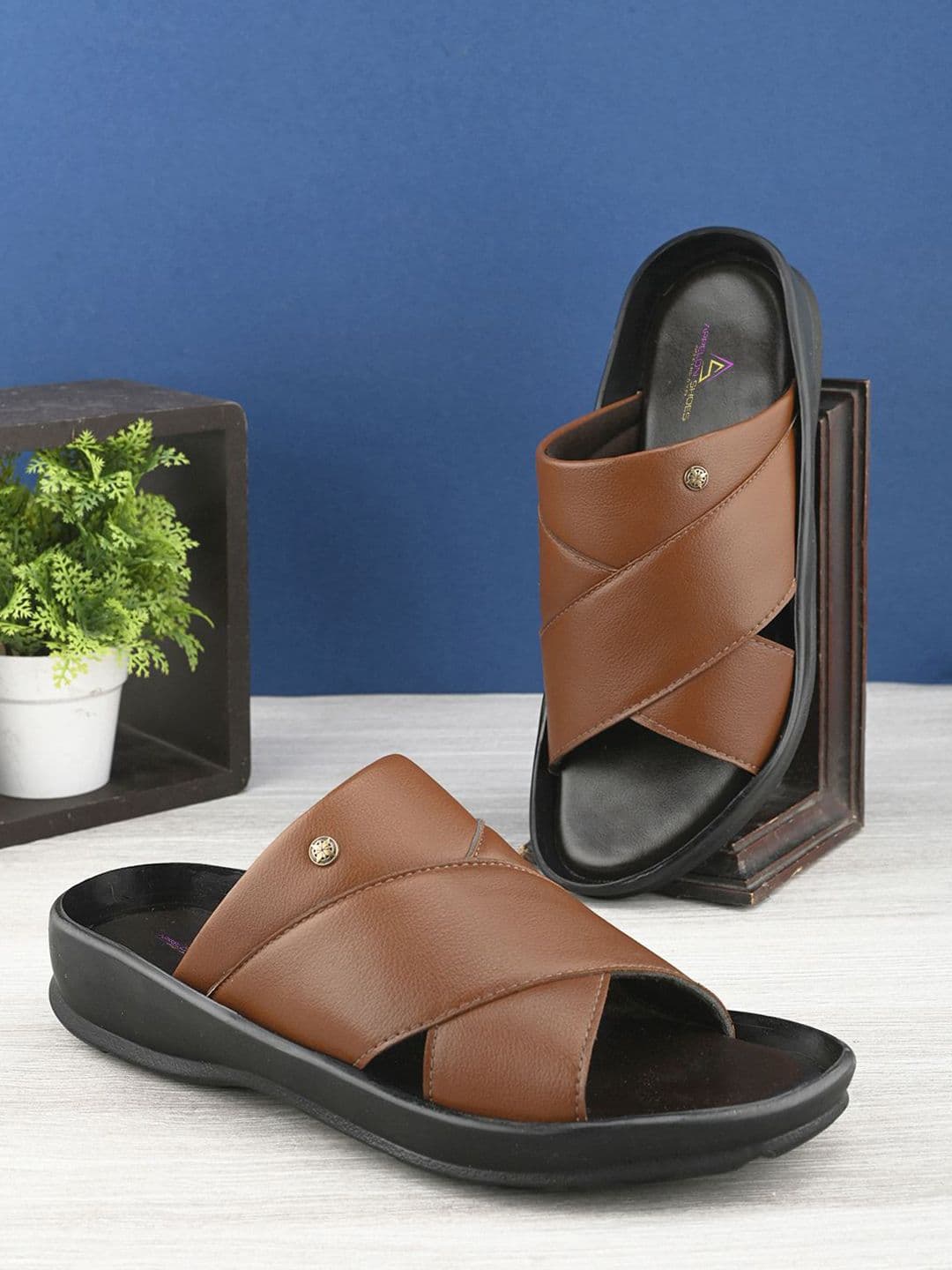 Appelon Men Synthetic Leather Slip-On Comfort Sandals - view 1